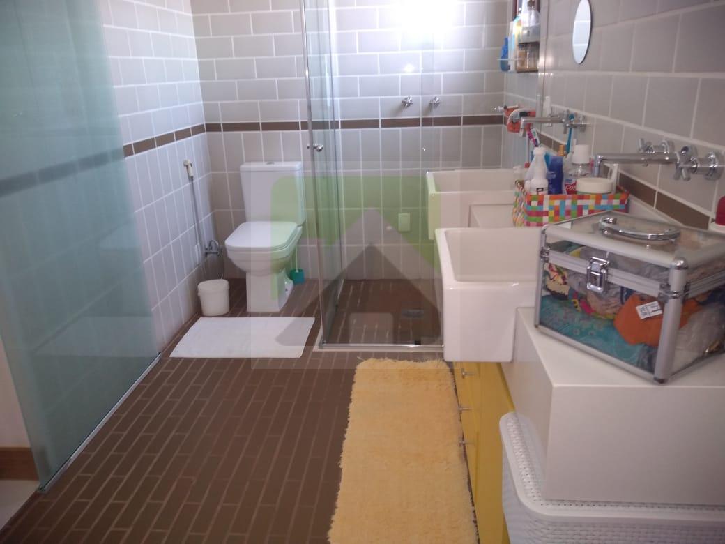 Sobrado à venda com 4 quartos, 320m² - Foto 15