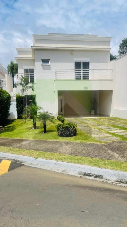 Sobrado à venda com 3 quartos, 334m² - Foto 2