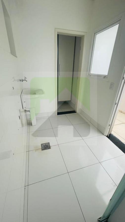 Sobrado à venda com 3 quartos, 334m² - Foto 14