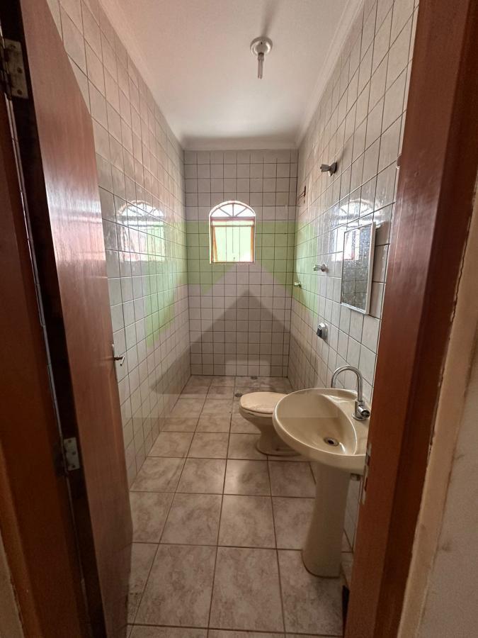 Casa à venda com 3 quartos, 319m² - Foto 5