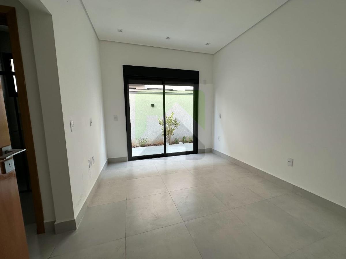 Casa de Condomínio à venda com 4 quartos, 261m² - Foto 17