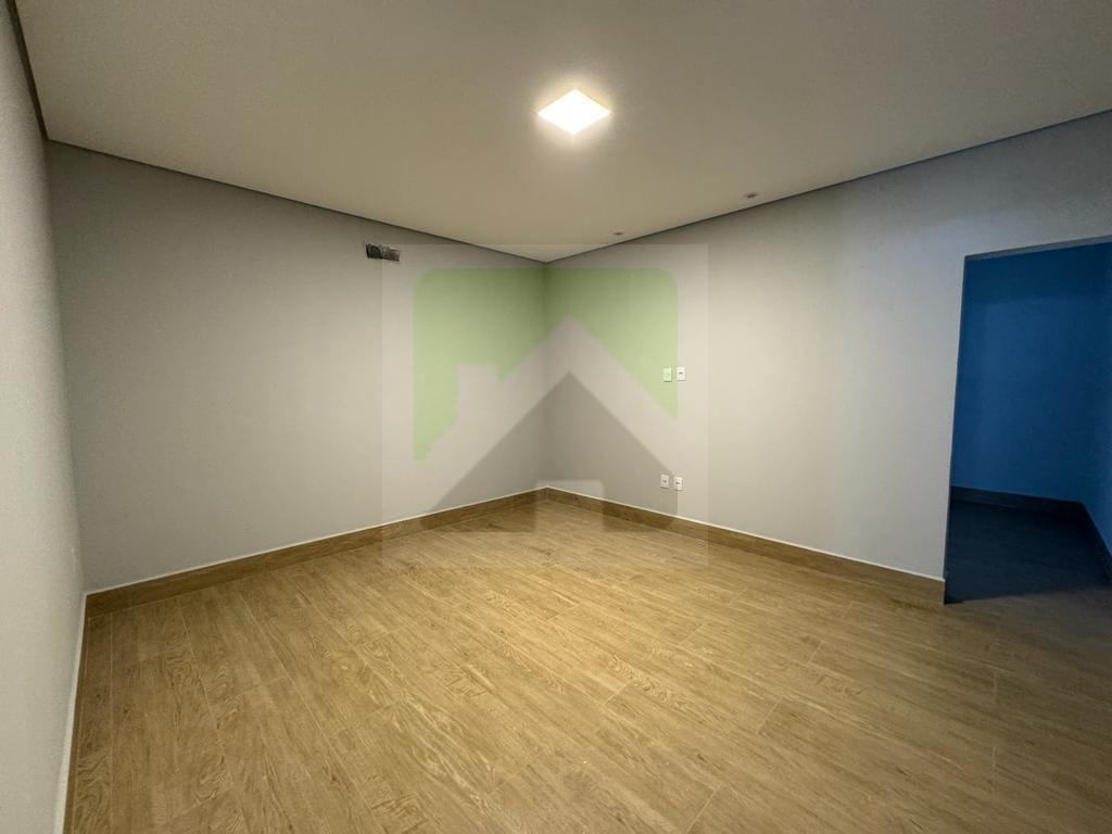 Casa de Condomínio à venda com 3 quartos, 1200m² - Foto 4