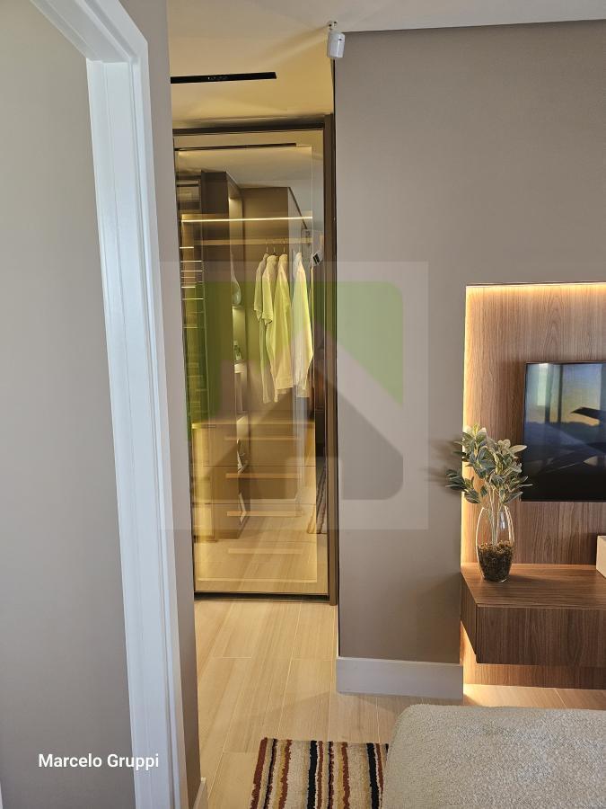 Apartamento à venda com 2 quartos, 70m² - Foto 32