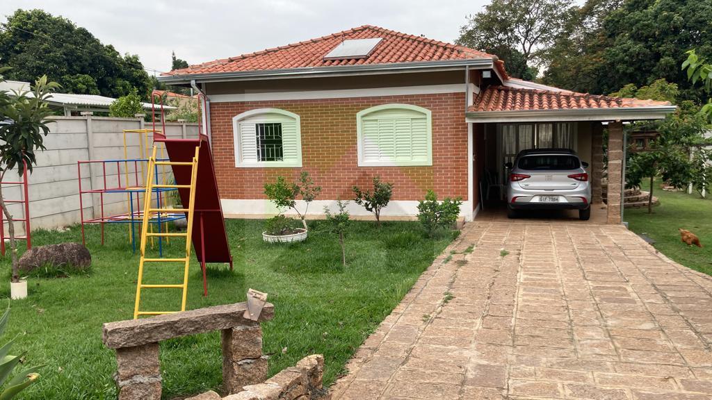 Chácara à venda com 2 quartos, 1000m² - Foto 2