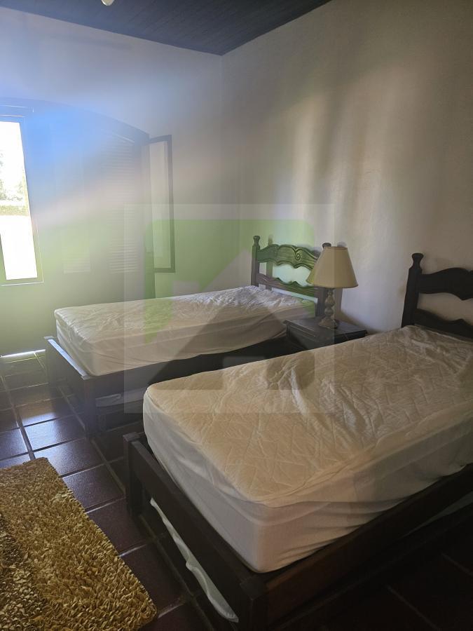 Chácara à venda com 5 quartos, 775m² - Foto 2