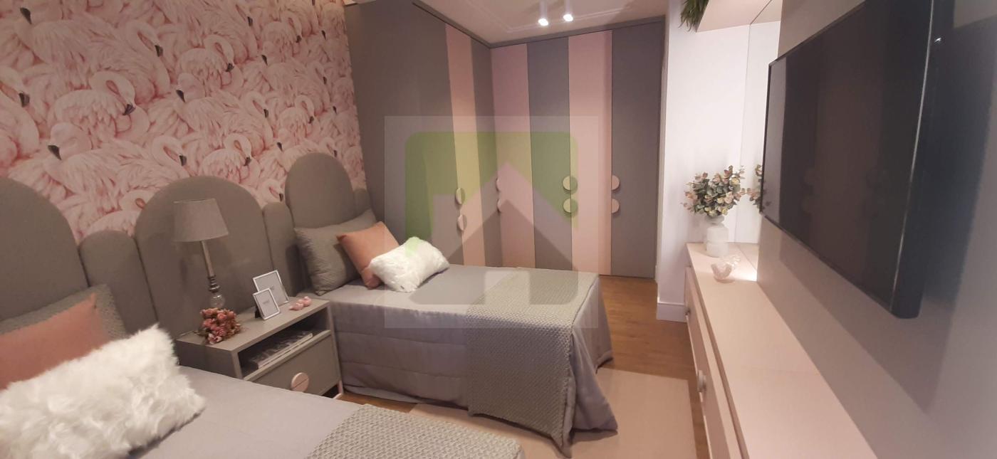 Apartamento à venda com 3 quartos, 154m² - Foto 3