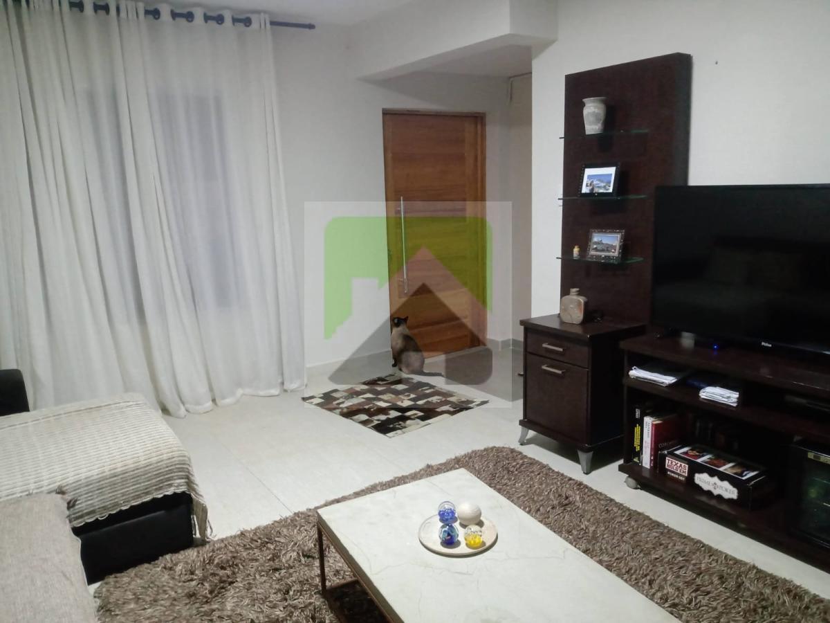 Sobrado à venda com 5 quartos, 196m² - Foto 2