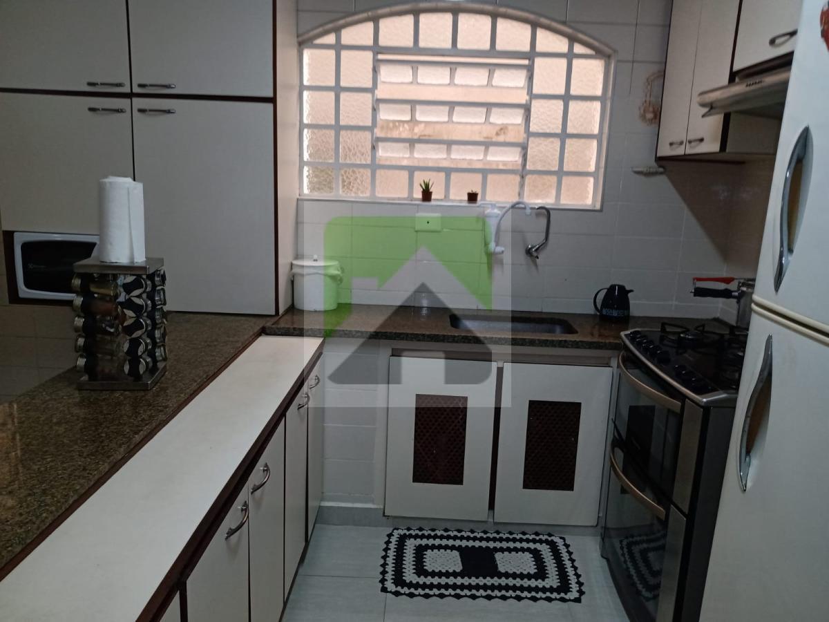 Sobrado à venda com 5 quartos, 196m² - Foto 42