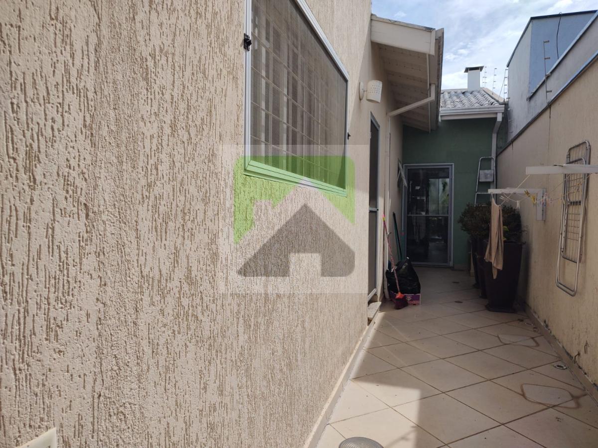 Casa à venda com 3 quartos, 300m² - Foto 20