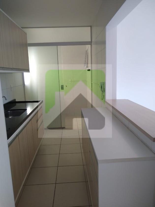 Apartamento à venda com 3 quartos - Foto 4