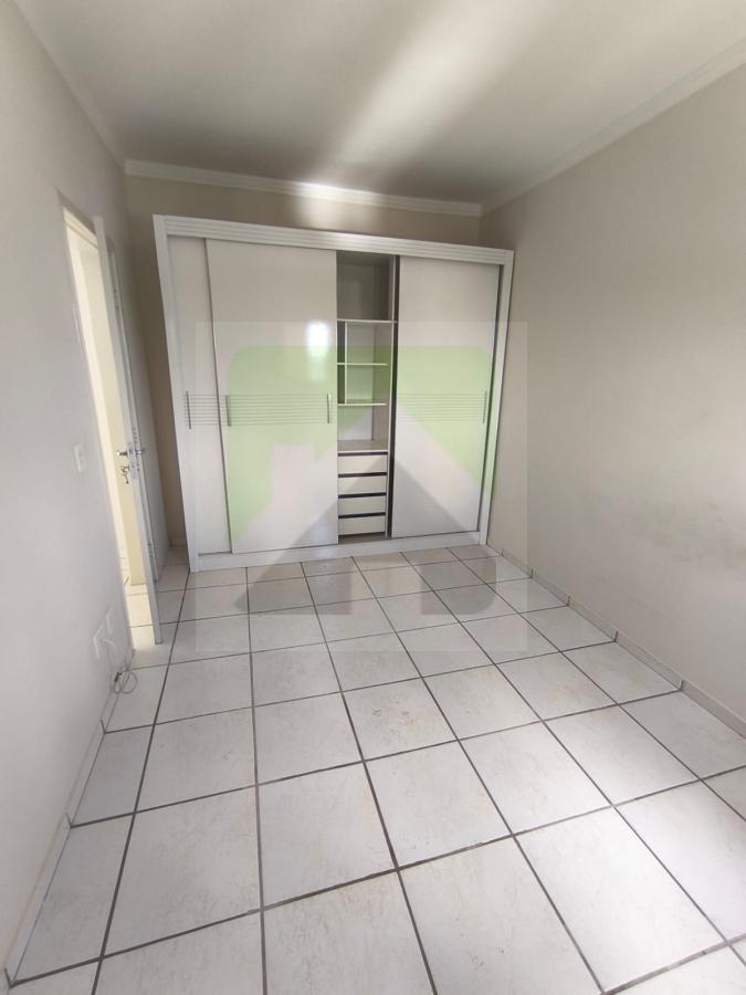 Apartamento para alugar com 1 quarto, 46m² - Foto 13