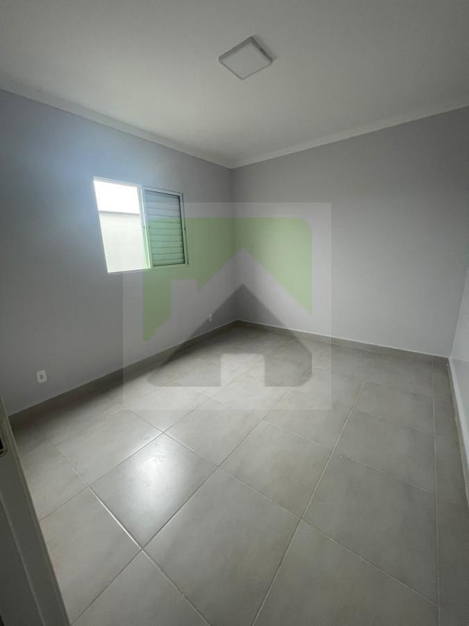 Casa à venda com 2 quartos, 119m² - Foto 4